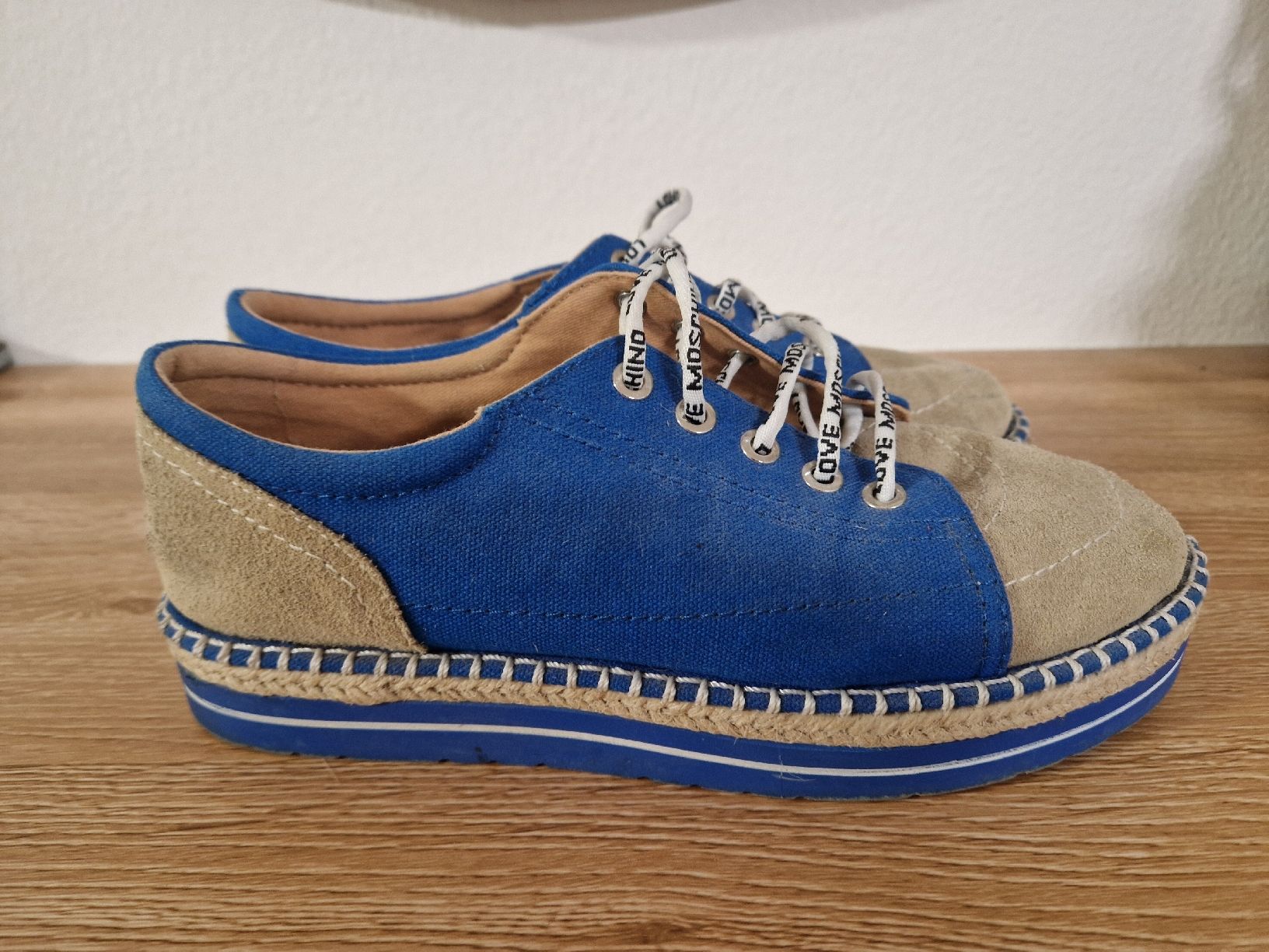 Moschino Scarpe da uomo: Moschino Espadrilles Grösse 39 – Usato da Dübendorf venduto da lavlo