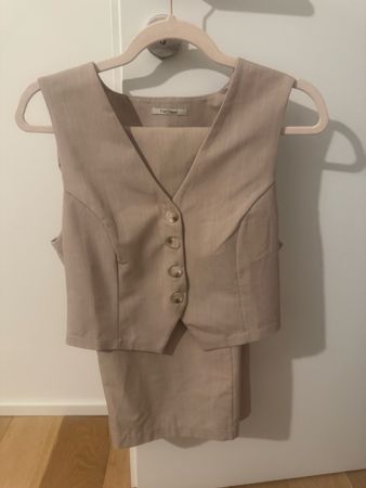 Twoway vest beige sleeveless and pants, like new condition
