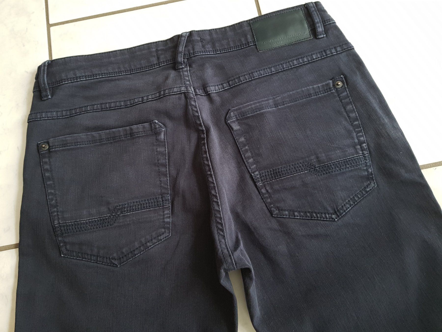 H&M Lotti di vestiti: 2 Herren Hosen, Jeans Gr. M, US 32, Pullover, Kleiderpaket – Usato da Kappelen venduto da swyder 6