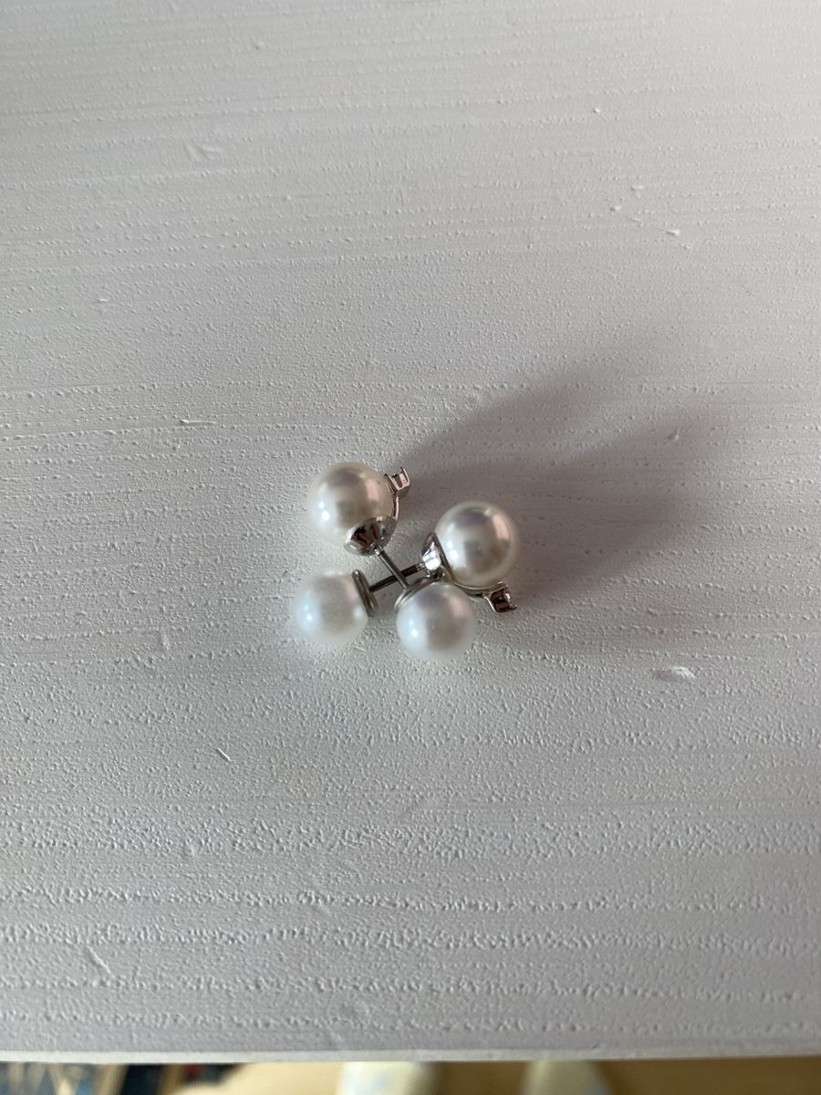 Ohrringe & -stecker: Perlen Ohrstecker mit Zirkonia silberfarben – Gebraucht aus Hünenberg von a.u.849 5