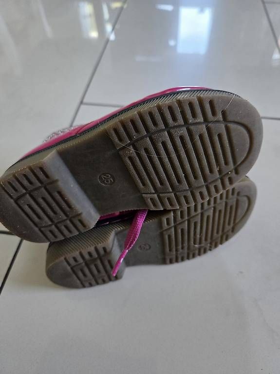 Scarpe per ragazze: Cupcake Schuhe pink Gr 25 – Usato da Lausen venduto da ral_sv9t 1