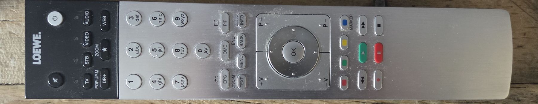 Loewe Fernseher: Loewe Connect LCD Television with Original Remote Control – Gebraucht aus Fehraltorf von mugr01 1