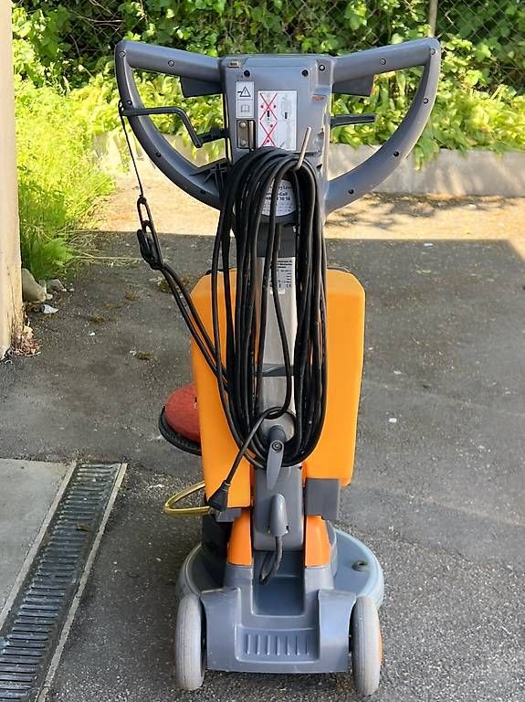Tutte le macchine: Taski ergodisc 165 ( wetrok cleanfix nilfisk) – Usato da Birr venduto da Numer-01 3