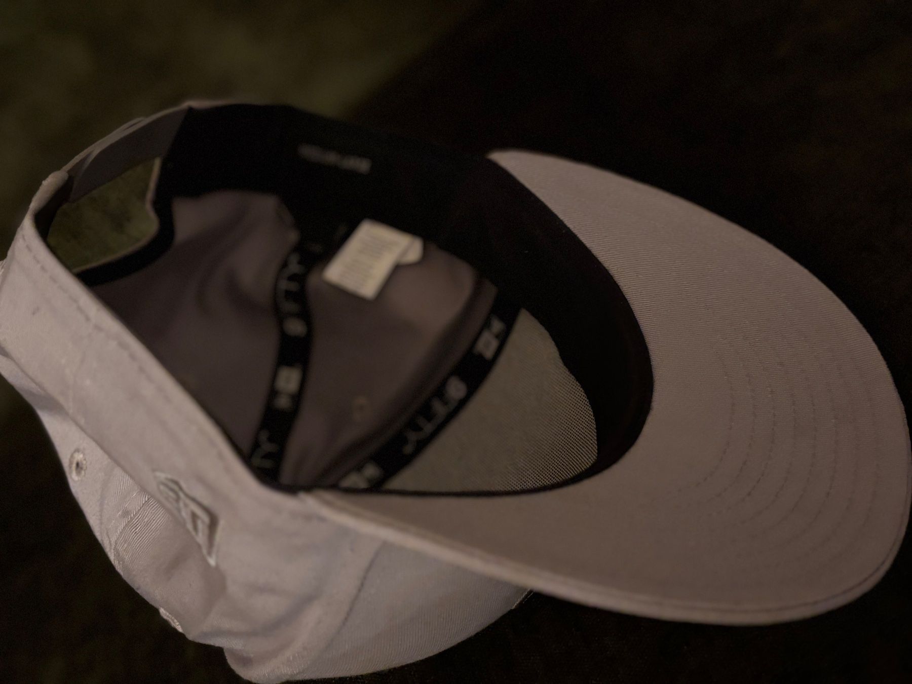 New Era Copricapi, berretti & cappellini: New Era 9FIFTY Snapback Cap – Nuovo e nell'imballaggio originale da Herrliberg venduto da Tcardo 4