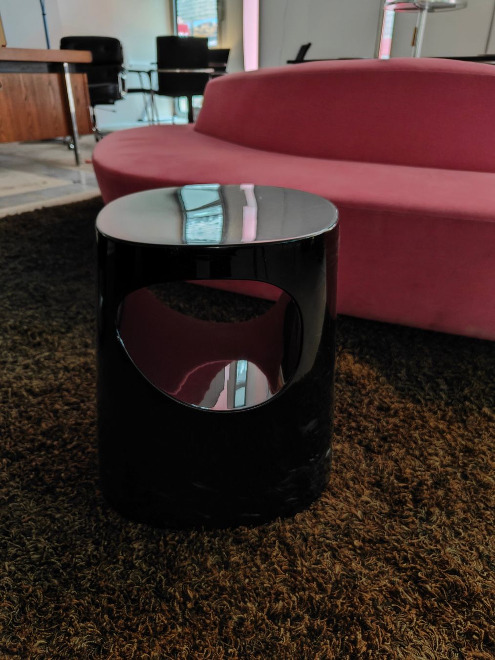 Tavoli: Tacchini Polar Table / Hocker, PearsonLloyd, Loch oben – Usato da Affoltern am Albis venduto da Zapro 4