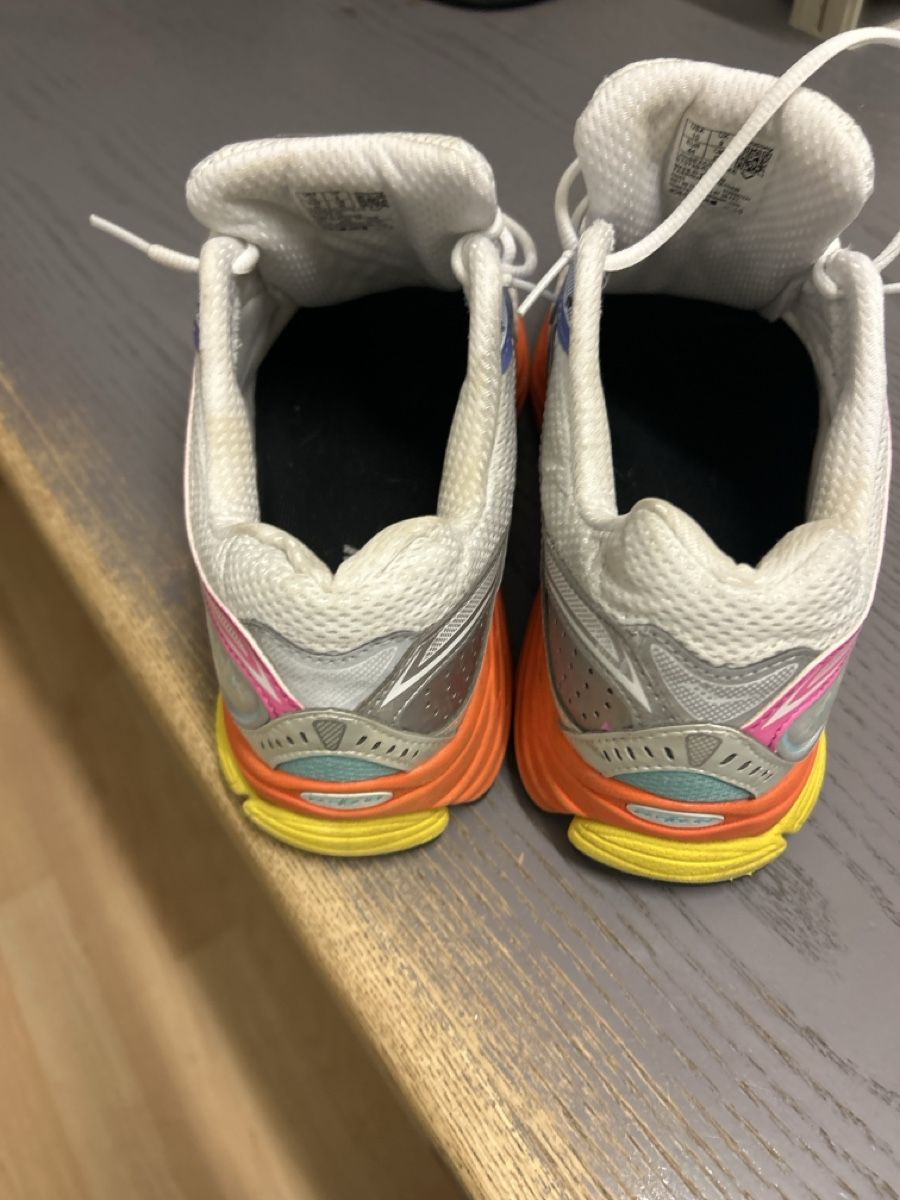 Nike Chaussures hommes: Nike originale taille 44  – D'occasion à Martigny par lau_8rgd 2