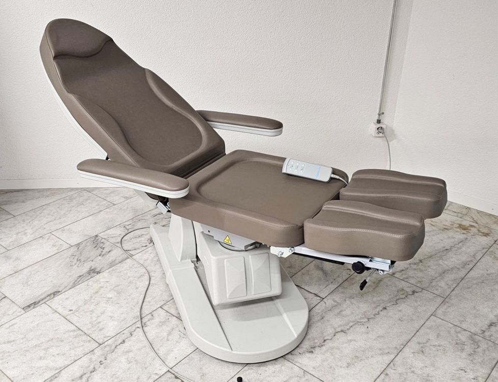 Elektrische Kosmetikliege, Fusspflege, Massage, Tattoo (Gebraucht) in ...