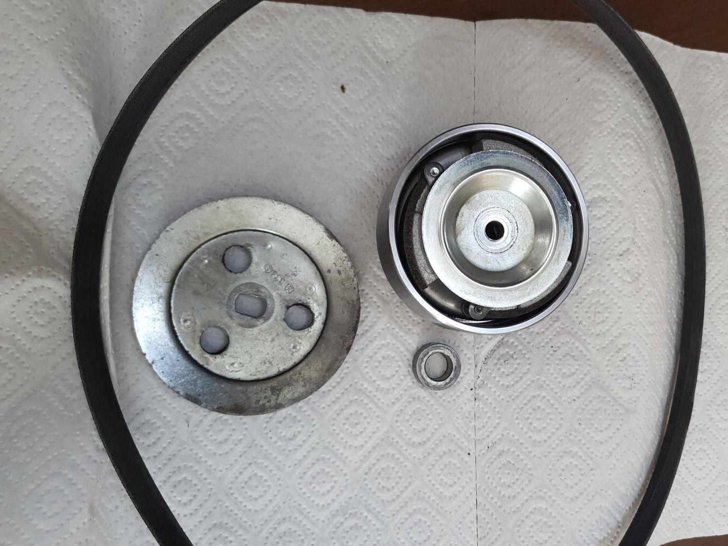 Piaggio Parti ricambio per ciclomotori: Piaggio Ciao Mono Kupplung und Pulley – Usato da Hünikon venduto da lad_rts2
