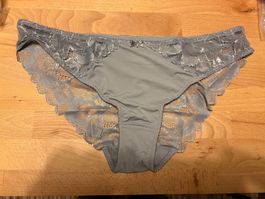 Lascana Slip grau Gr. 44/46 mit Spitze, neuwertig!