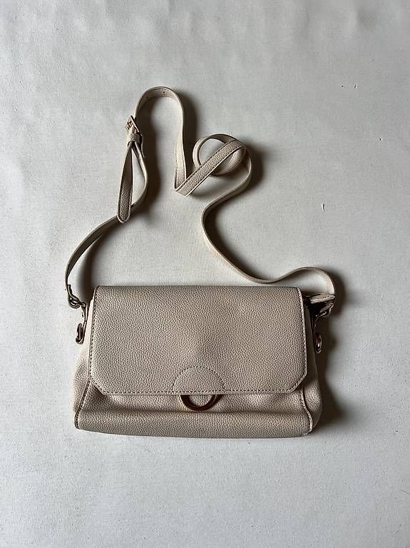 Sacs femmes: Sac bandoulière rose clair – D'occasion à Bossonnens par noemie_01