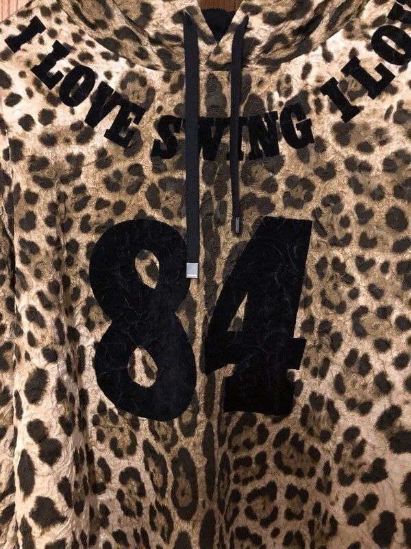 Dolce & Gabbana Maglioni & Felpe: Luxus: Dolce & Gabbana Leo Hoodie XL – Nuovo (secondo la descrizione) da Kreuzlingen venduto da shopaholicatheart_3 2