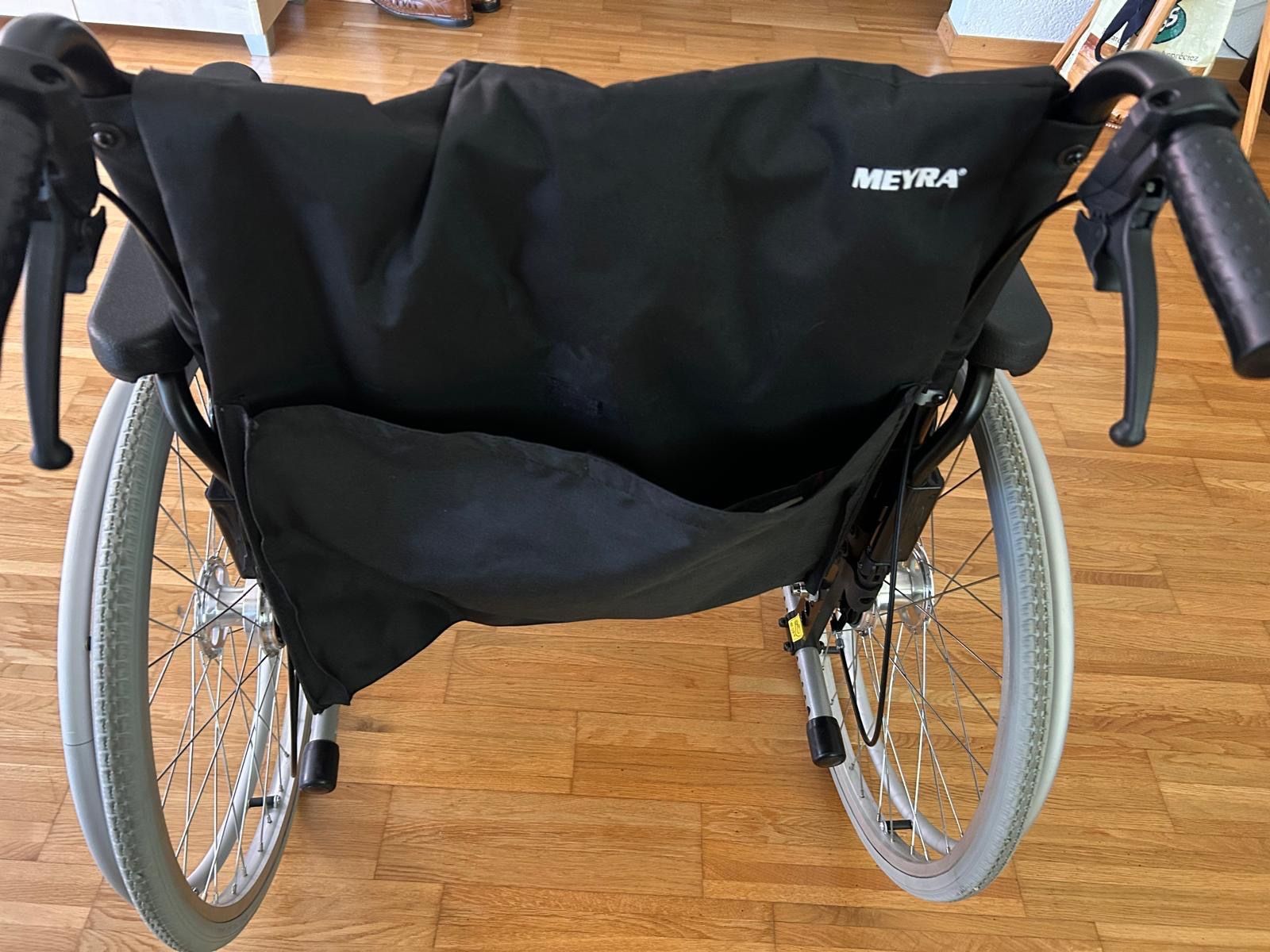 Chaises roulantes: Rollstuhl – D'occasion à Wilihof par gogoh76 1