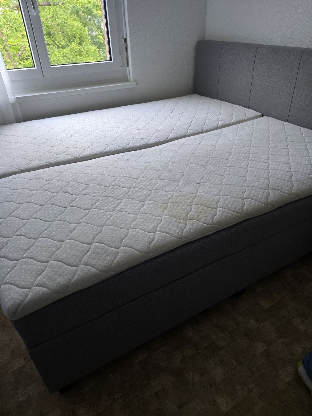Letti: Boxspring bed – Usato da Mollis venduto da ide_dk5b
