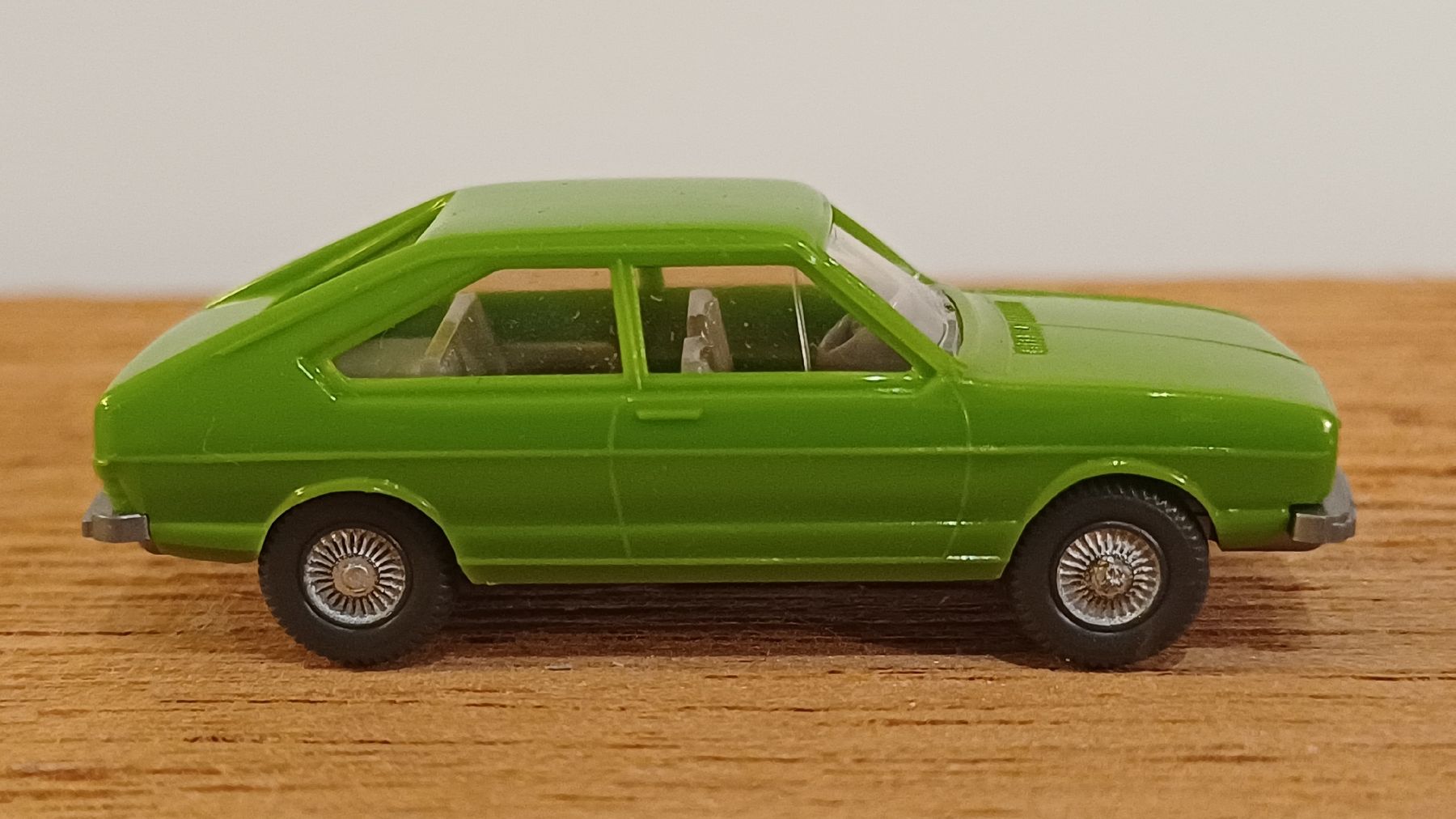 Wiking Modellini d'auto: VW Passat von Wiking – Usato da Uznach venduto da Katinka83 4