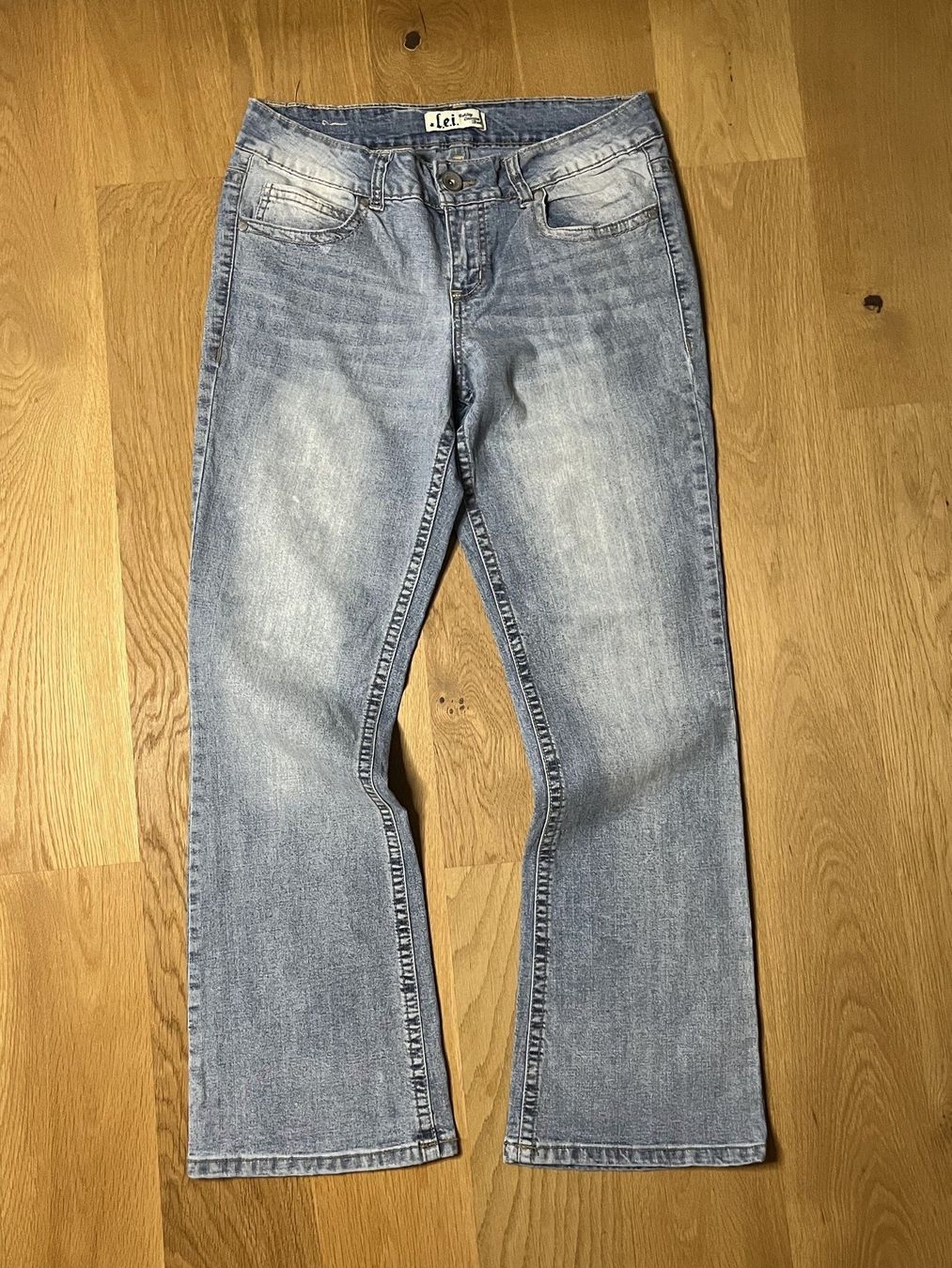Jeans: Y2K Bootcut Jeans Gr. M blau – Nuovo (secondo la descrizione) da Siggenthal Station venduto da tha_2yxs 1