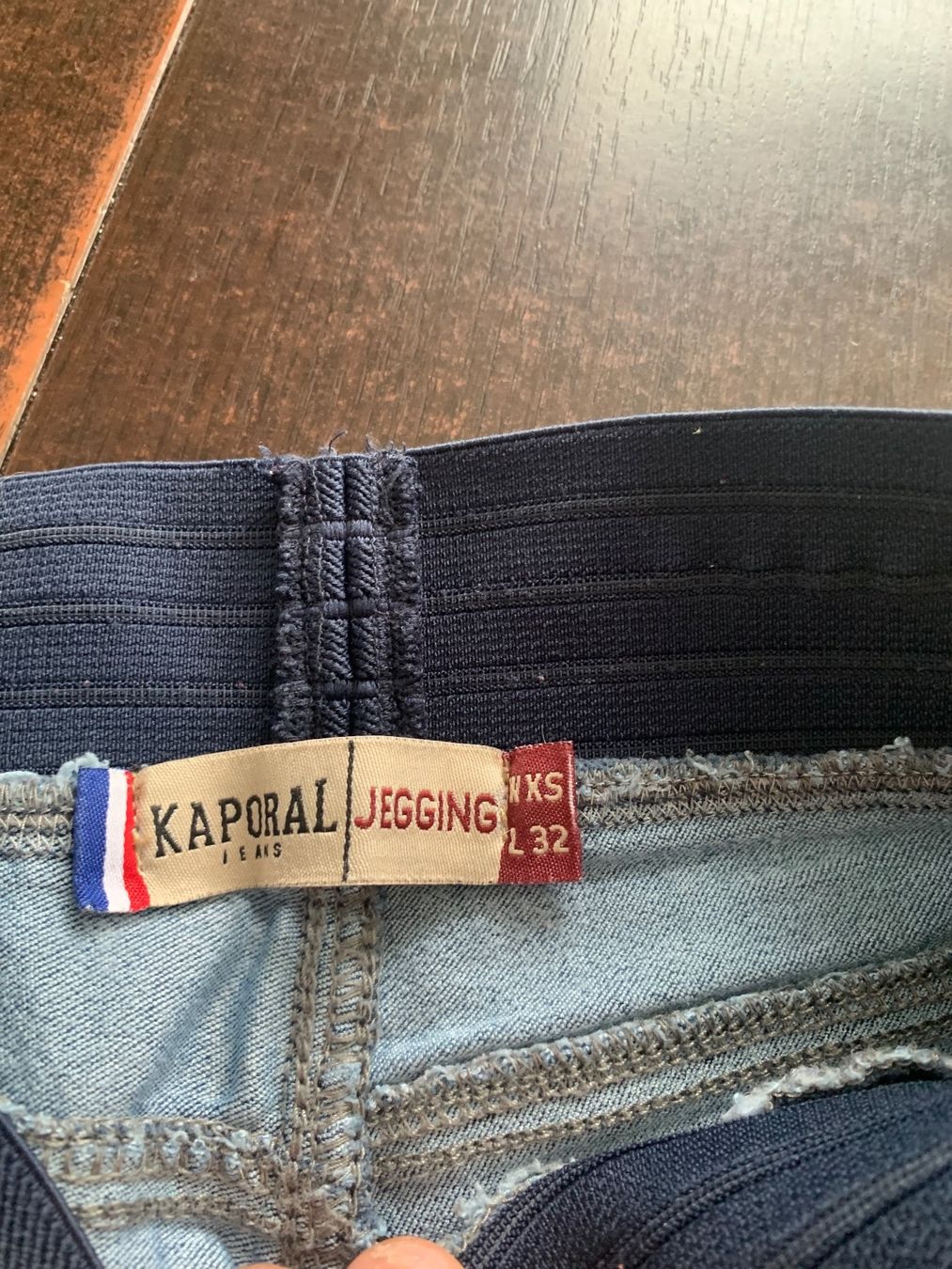 Jeans: Jeans taille XS – Gebraucht aus Domdidier von qatar1973 5