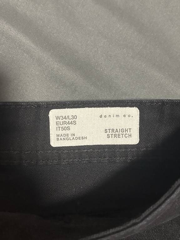 Pantaloni: Pantalone denim nero – Usato da Viganello venduto da ale_8pc5 1
