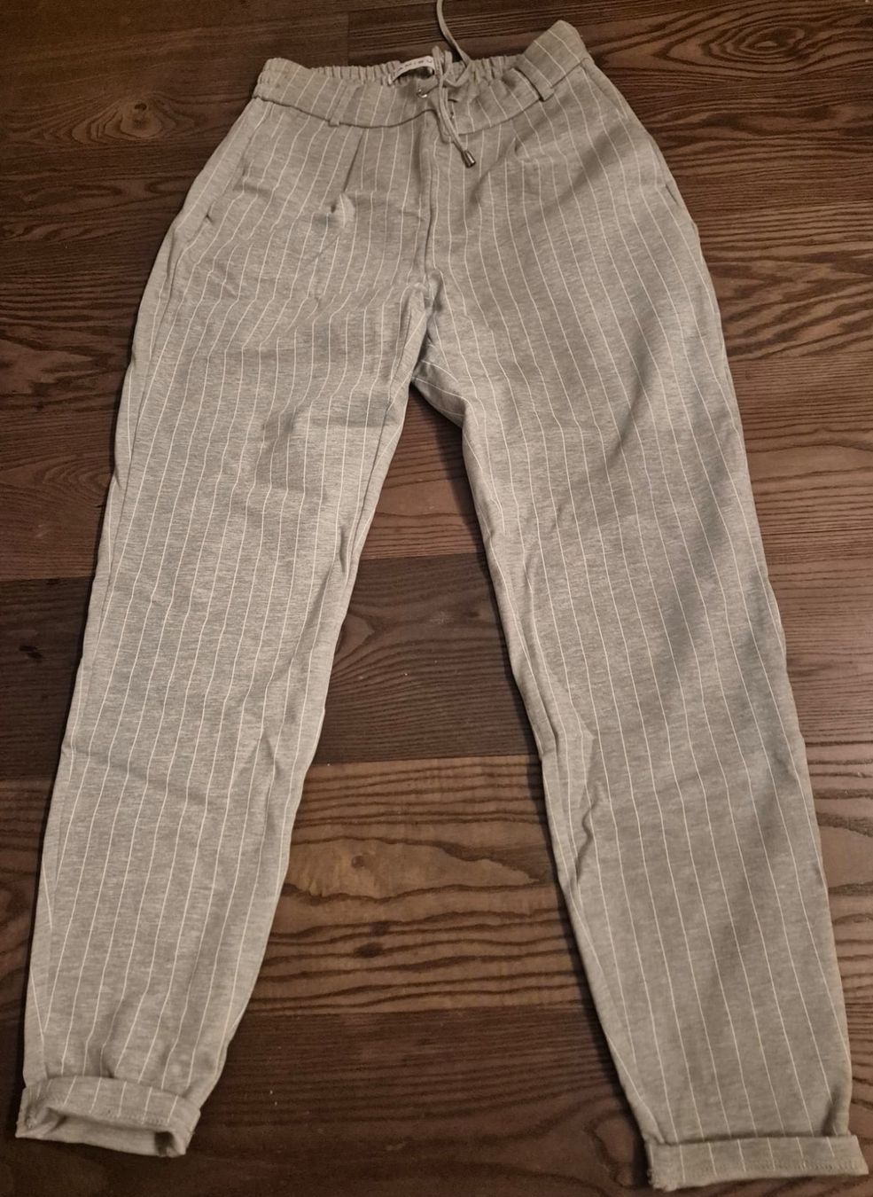 Pantaloni: Damenhose, Gr. 36 – Usato da Dielsdorf venduto da sissy04