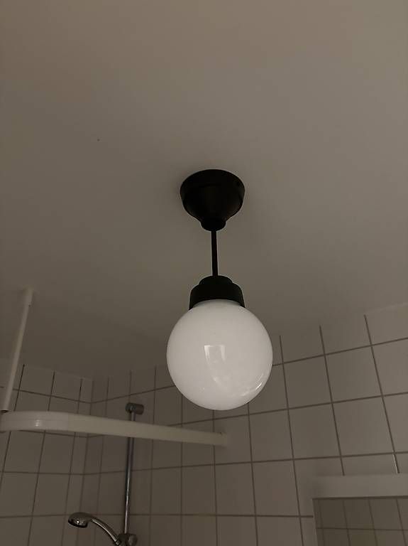 Lampade: Lampe globe – Usato da Fribourg venduto da Brosciuttofunghi 2