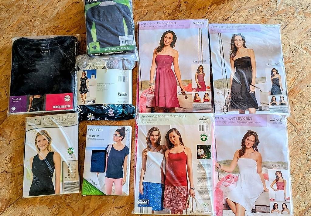 Lotti di vestiti: Habits pour femmes – Usato da Provence venduto da tokoclo 1