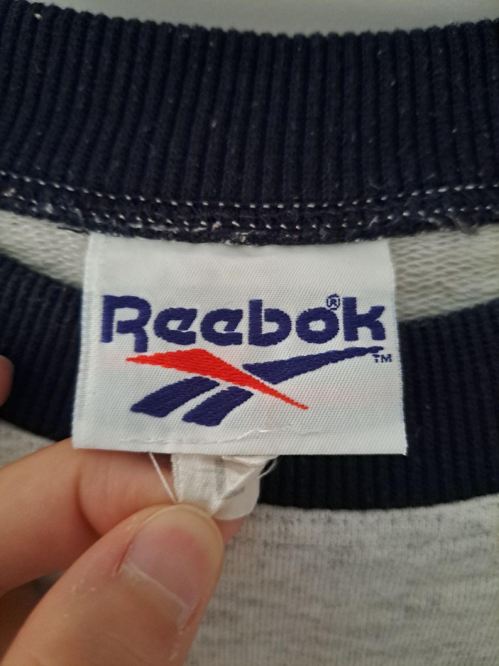 Reebok Maglioni & Felpe: Reebok Sweater Gr. L – Usato da Oberdiessbach venduto da Noeusu 3