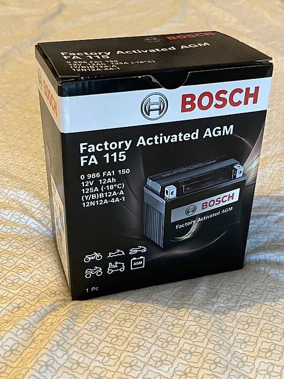 Batterien: Batterie moto bosh FA 115 – Gebraucht aus Lausanne von nicolaszen