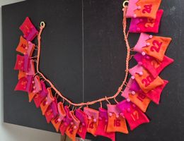Adventskalender zum Aufhängen Filz bunt gebraucht
