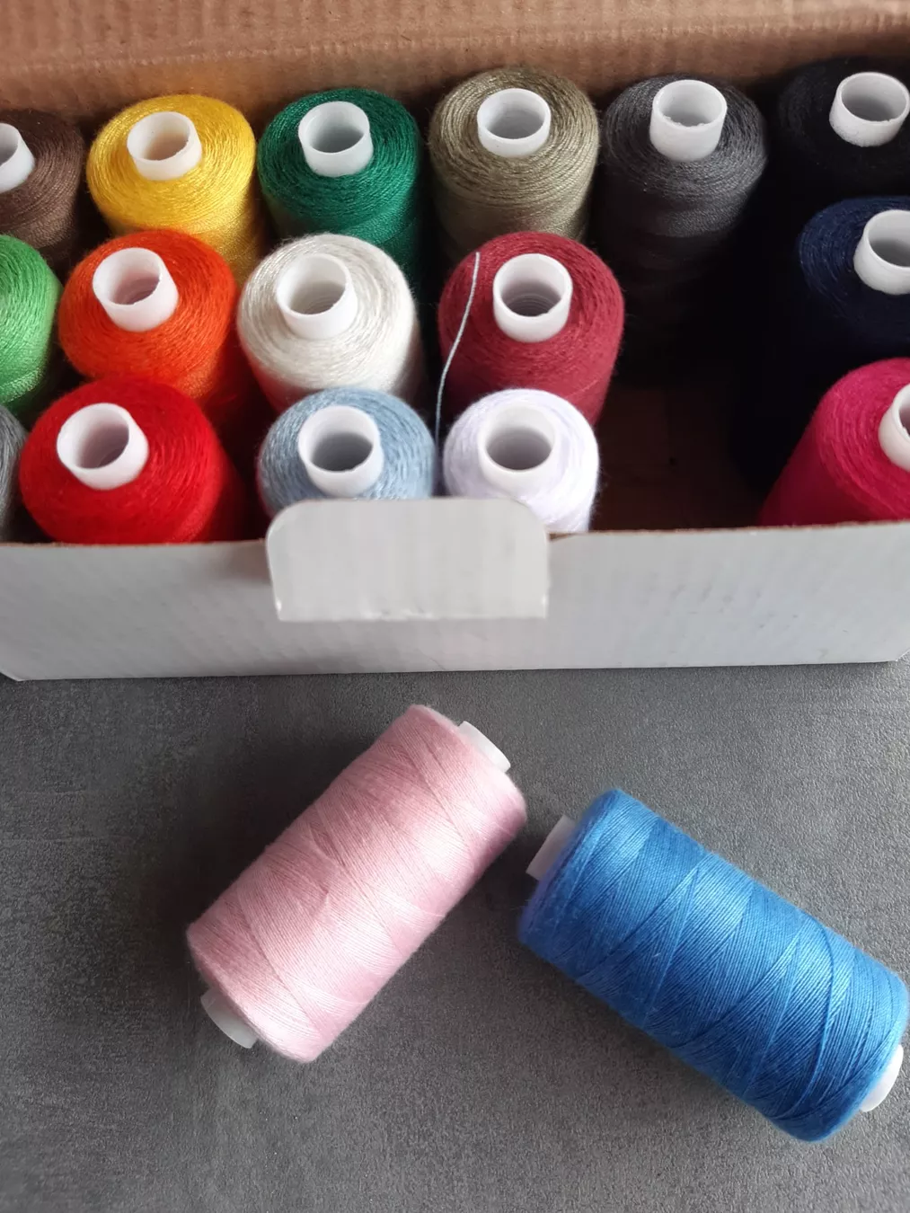 Cordelettes & Fils: Nähgarnset – Neuf (Voir description) à Schüpfheim par joru5860 1