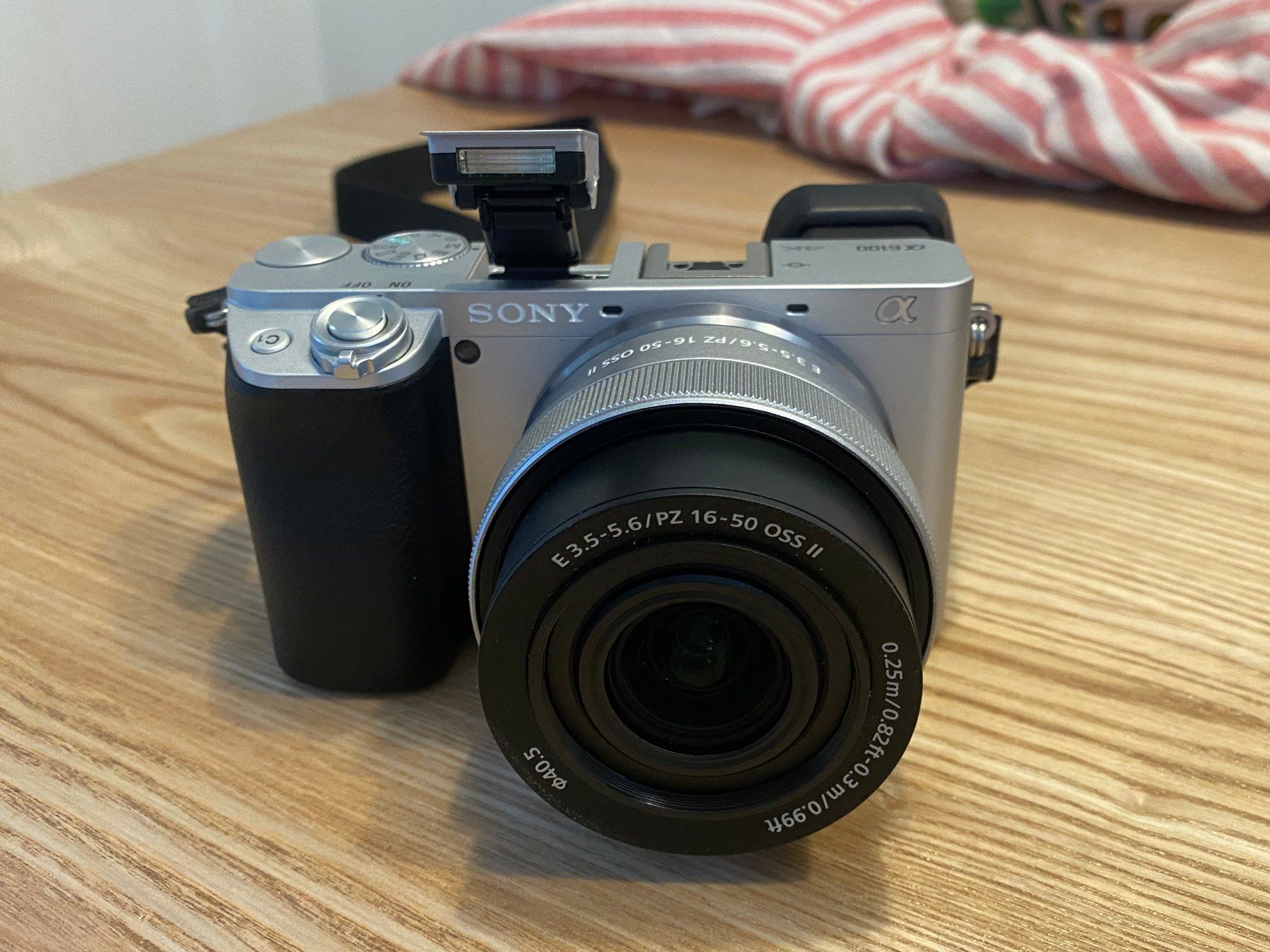 Sony Appareil photo: Sony a6100 kit – Neuf (Voir description) à Lausanne par luk_yw2r 3