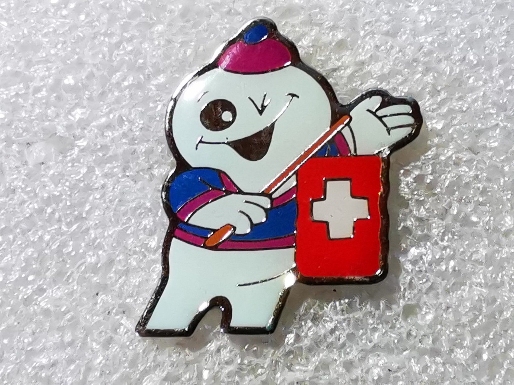 Placchette & Badge: Ansteckpin 46: Maga Bio – Usato da Oppligen venduto da Pin-Fall-Shop