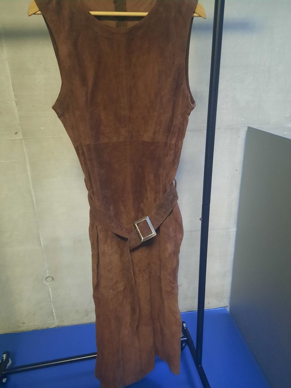 Kleider: Lederkleid – Gebraucht aus Zürich von pia_p95m 1