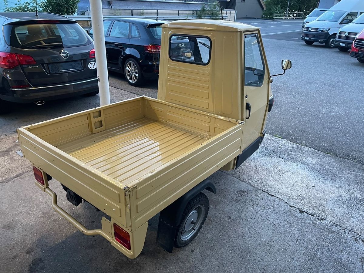 Piaggio Trikes: Piaggio Ape 50 mit Brücke – D'occasion à Walchwil par jonas_hh 1