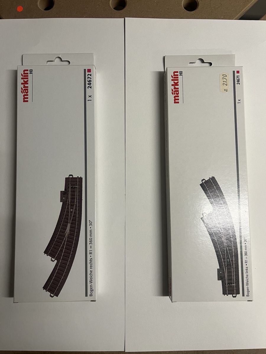 Märklin Modelleisenbahnen: Märklin HO Bogenweichen rechts und links  – Gebraucht aus Schliern b. Köniz von paki66
