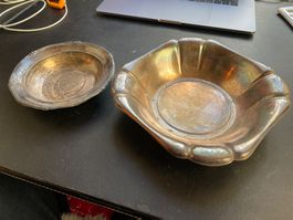 Versilberte Servierschalen