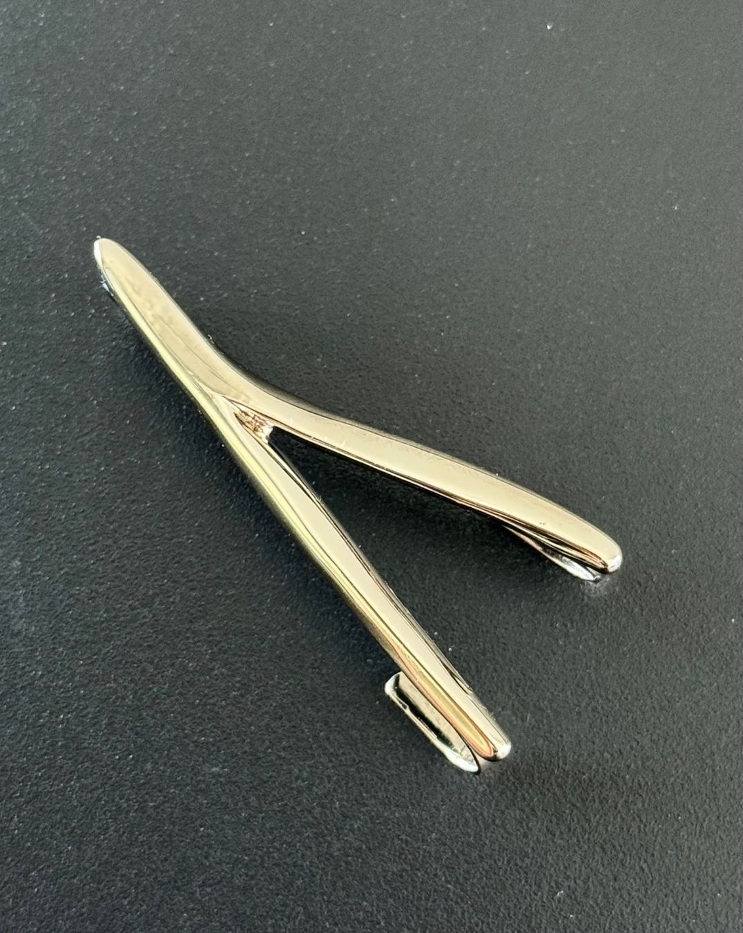 Boucles d'oreille: Alexander McQueen Ear Cuff – Neuf avec emballage d'origine à Kilchberg ZH par LuxuryVault 3