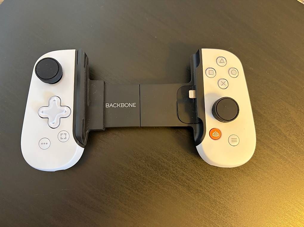 Controller: Manette Backbone One PlayStation Edition (Lightning)  – Nuovo e nell'imballaggio originale da Ste-Croix venduto da naz_8gr7 2