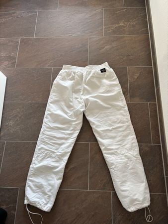 Weisse Nike Trainingshose