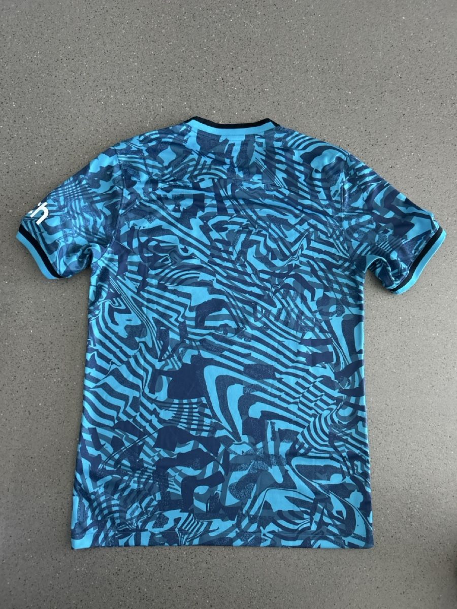 Tottenham Canottiere & Pantaloni: Tottenham Third Kit 2022/23 (S) – Usato da Luzern venduto da ms16 1
