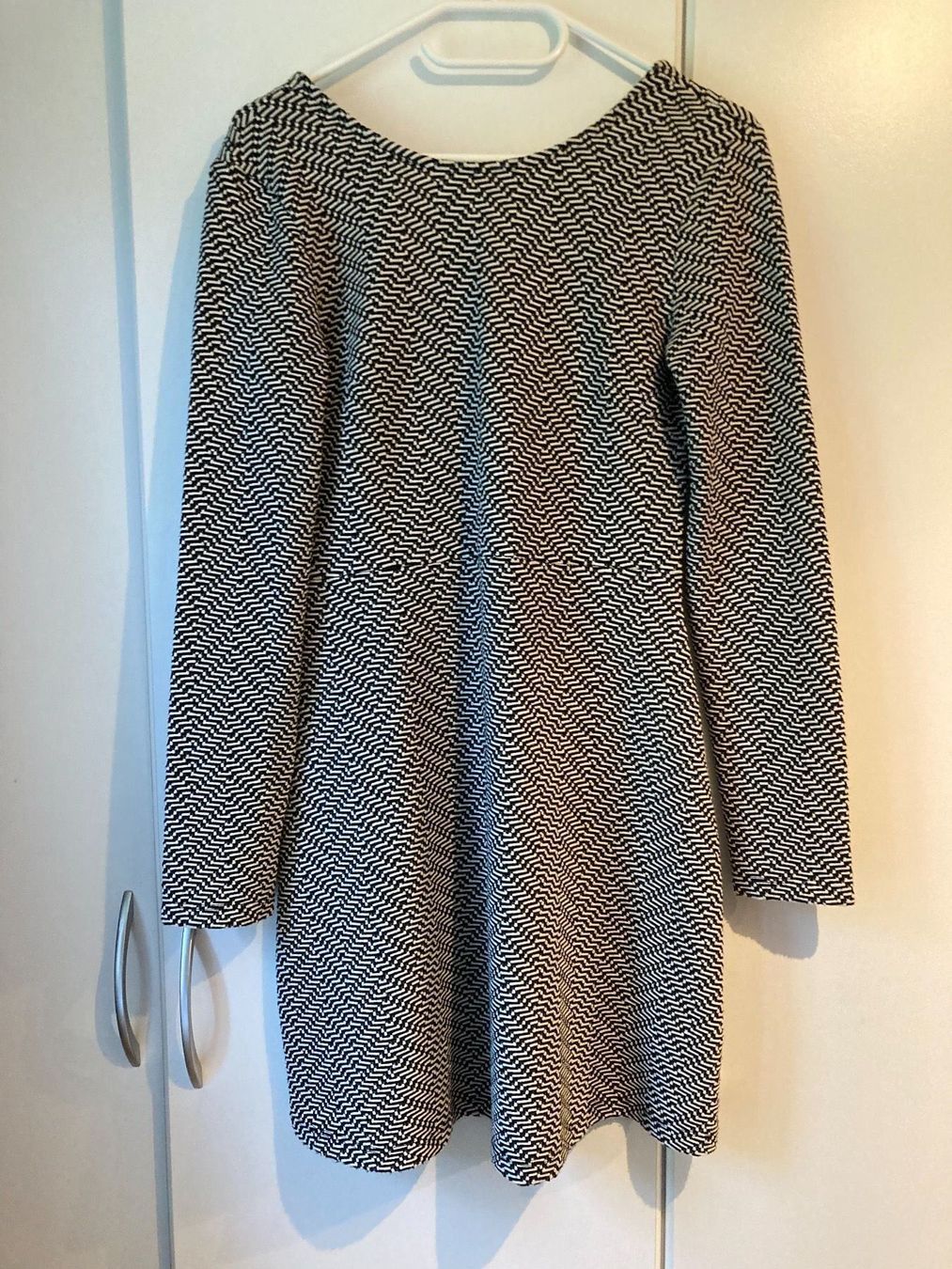 Vestiti: Elegantes Kleid Gr. S – Usato da Thun venduto da Vans_98