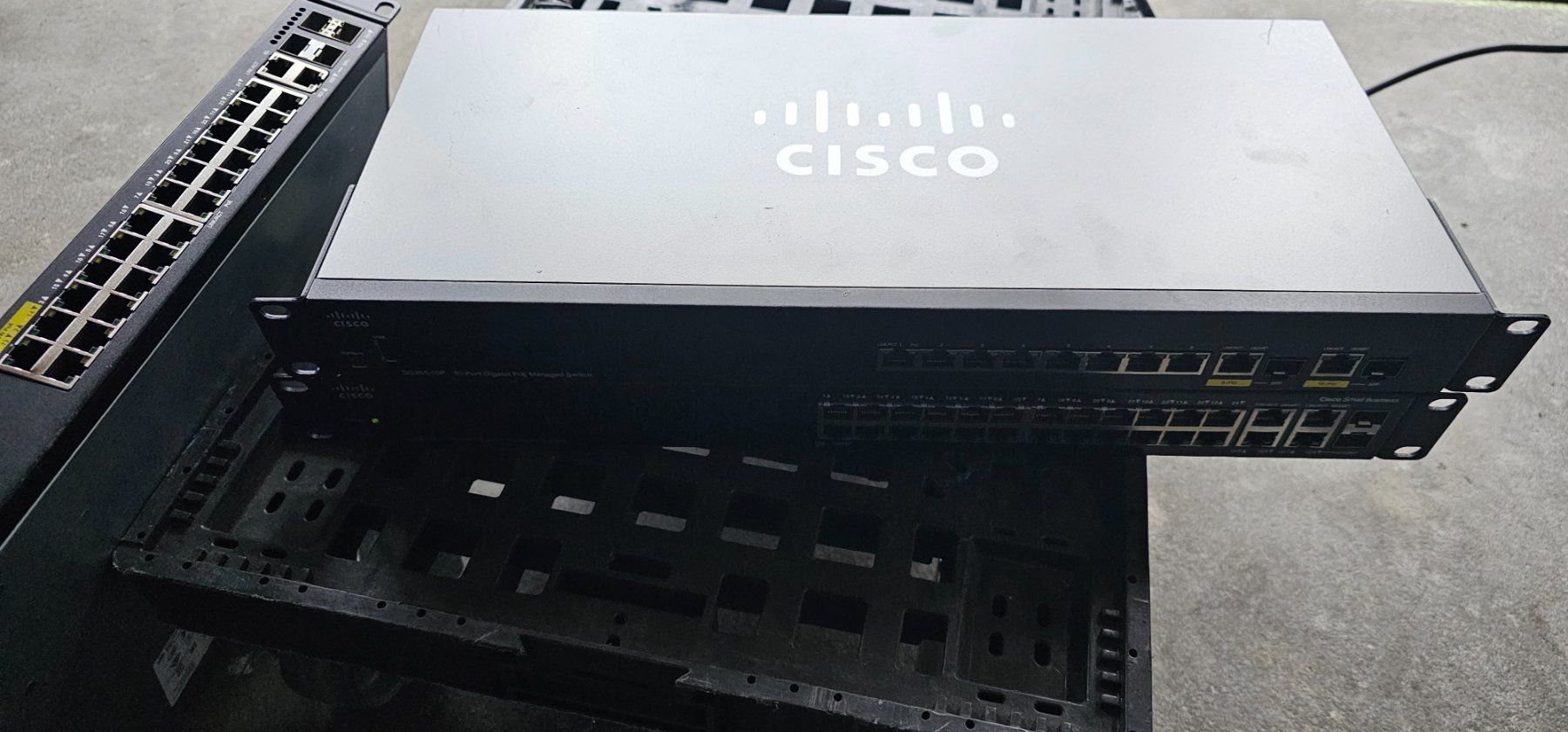 Cisco Firewall: Cisco CCNA und CCNP Laboratorium CISCO+ gratis optischeKabel – Usato da Reinach BL venduto da danielv06 4