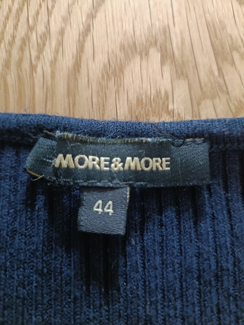 More & More Maglioni & Felpe: More & More kurz Arm Pullover Grösse 44 dunkelblau gerippt – Usato da Sargans venduto da Polifemo58 2