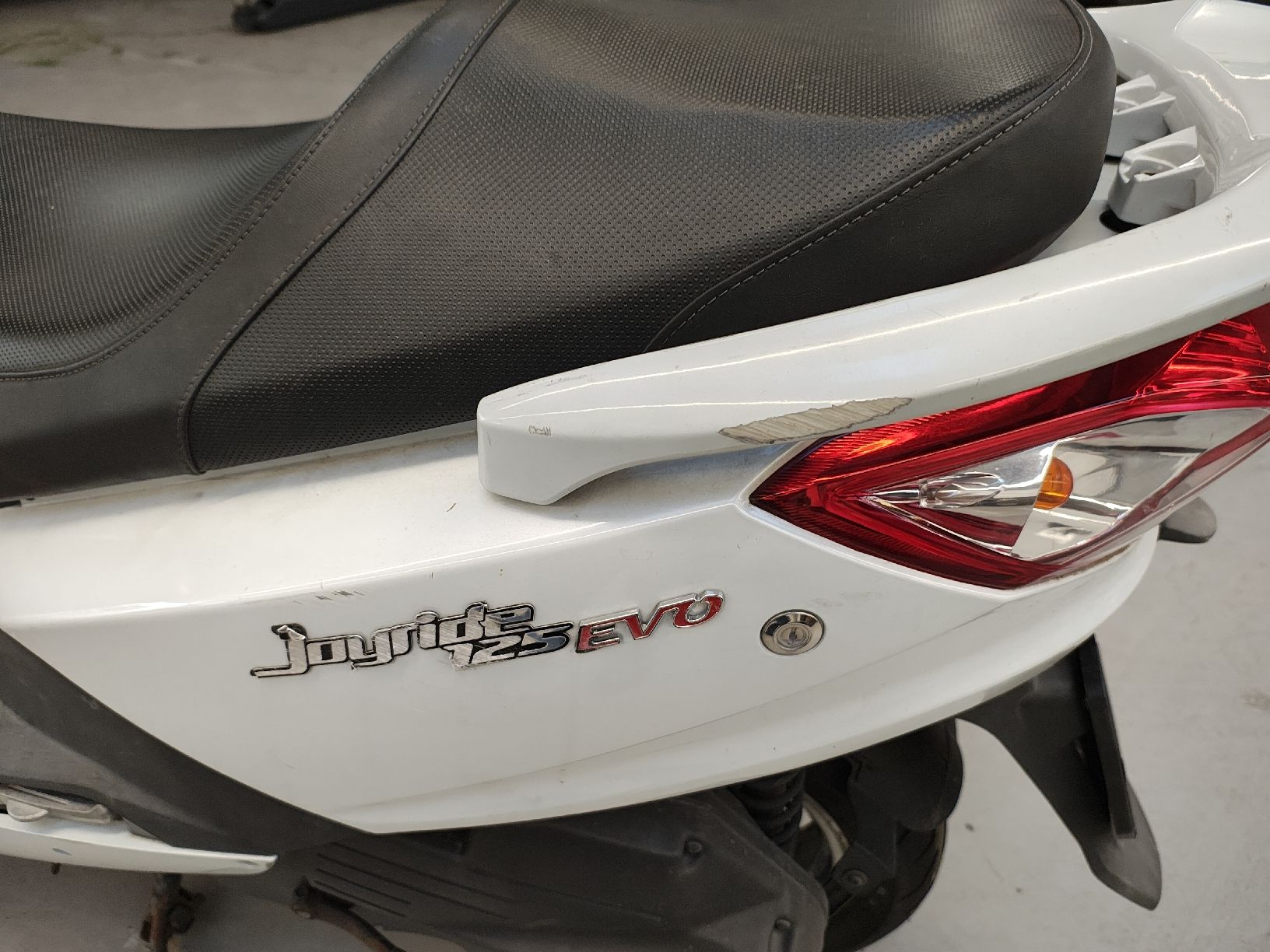 Sym Scooter: Sym Joyride 125 – Difettoso da Bolligen venduto da JBCM 6