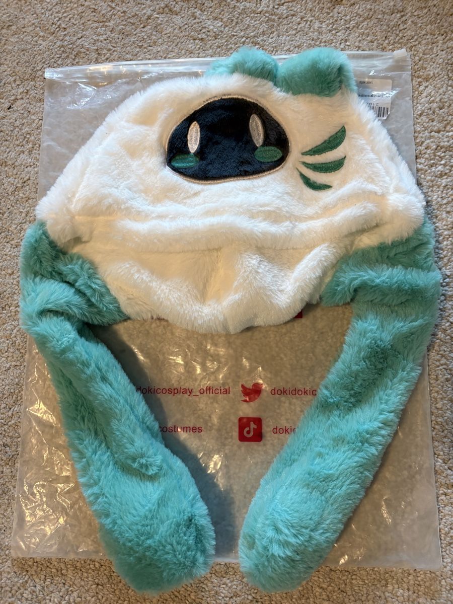 Copricapi, berretti & cappellini: Fluffy Anemo Venti Genshin Hat / Dokidoki / never worn – Nuovo (secondo la descrizione) da Igis venduto da linda.angelina