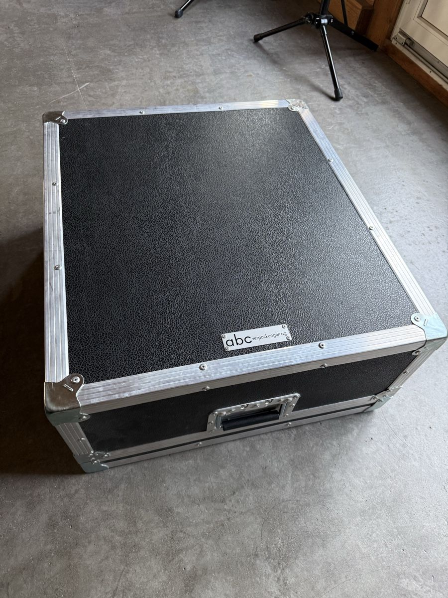 Yamaha Console di mixaggio: Yamaha TF-1 Digitalmischpult inkl. Flightcase – Usato da Gams venduto da Manamusic 4