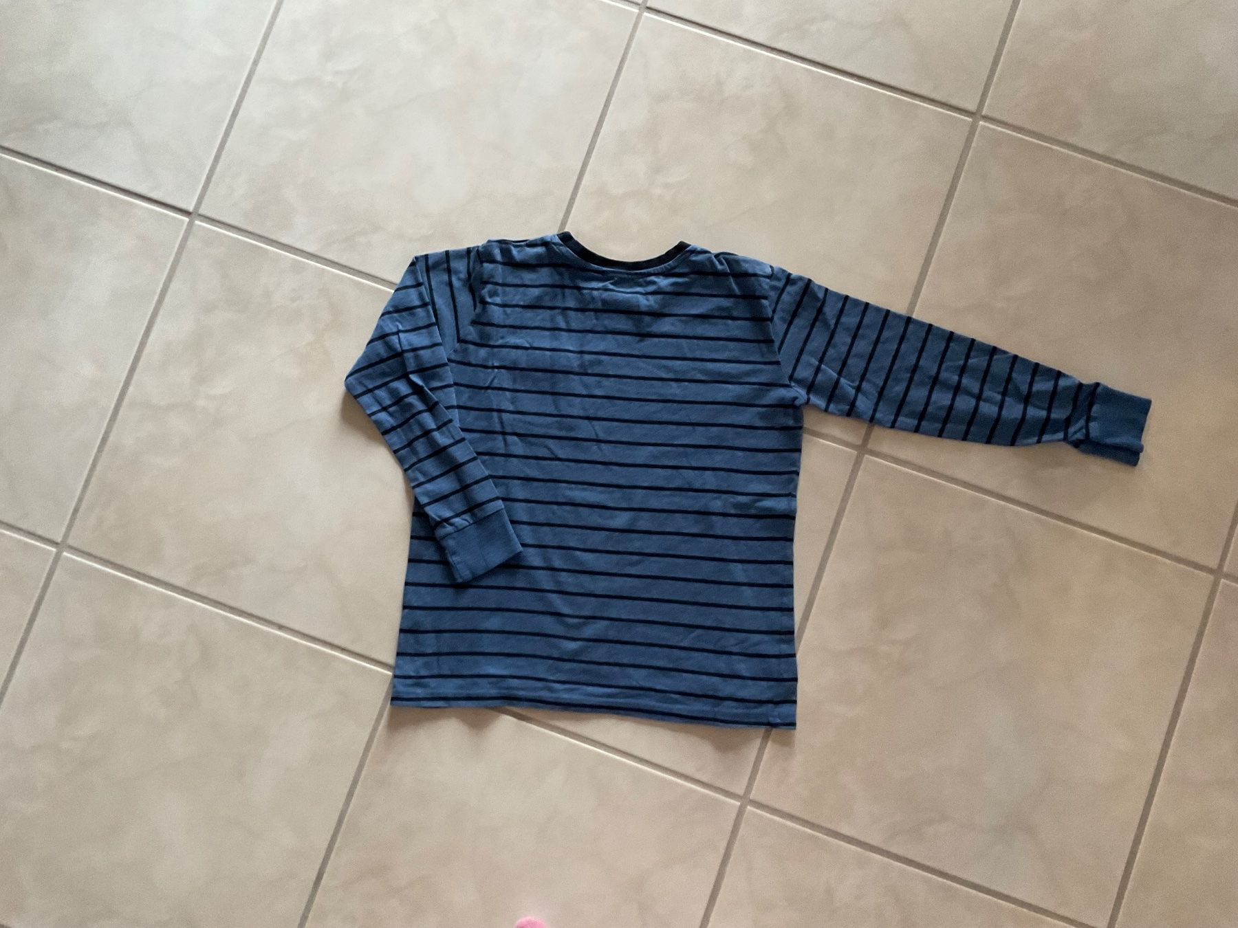 Pulls et sweat-shirts: Pullover Gr. 134/140 – D'occasion à Wallisellen par Kaktus8304 1