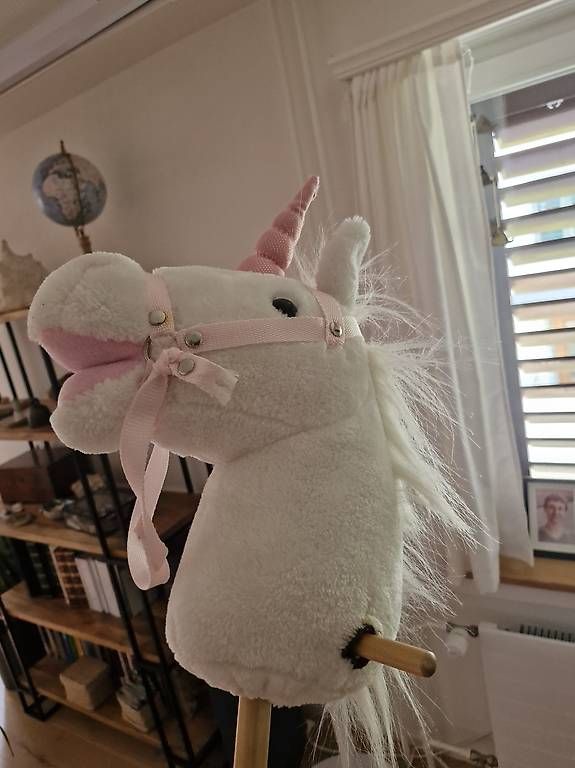 Jouets: Steckenpferd Einhorn – D'occasion à Wädenswil par Canubis 3