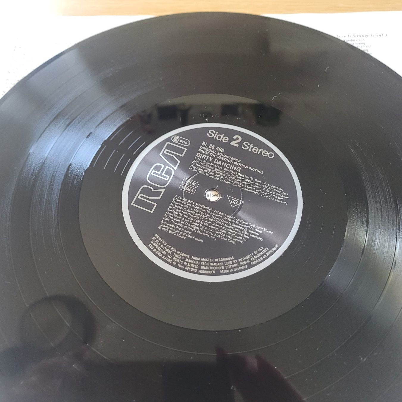 Dischi in vinile: LP Vinyle Dirty Dancing Patrick Swayze & Jennifer Grey – Usato da Reconvilier venduto da itzlittlerabbit 2