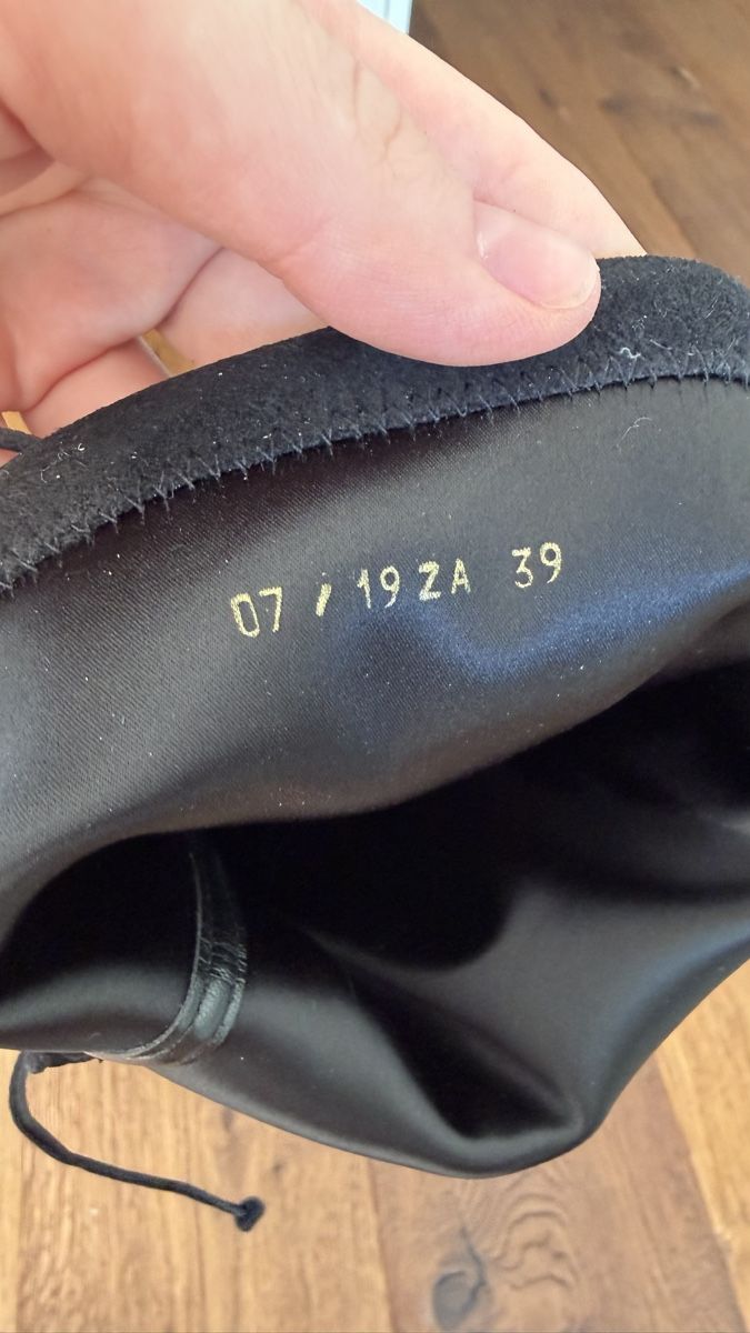 Stuart Weitzman Scarpe da donna: Stuart Weitzman Overknee Stiefel schwarz Grösse 39 – Nuovo (secondo la descrizione) da Küssnacht am Rigi venduto da hor_dpb7 5