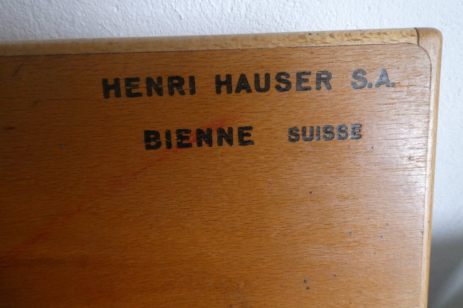Dosen: Boite pour appareil  mécanique – Gebraucht aus Fontaines NE von  1