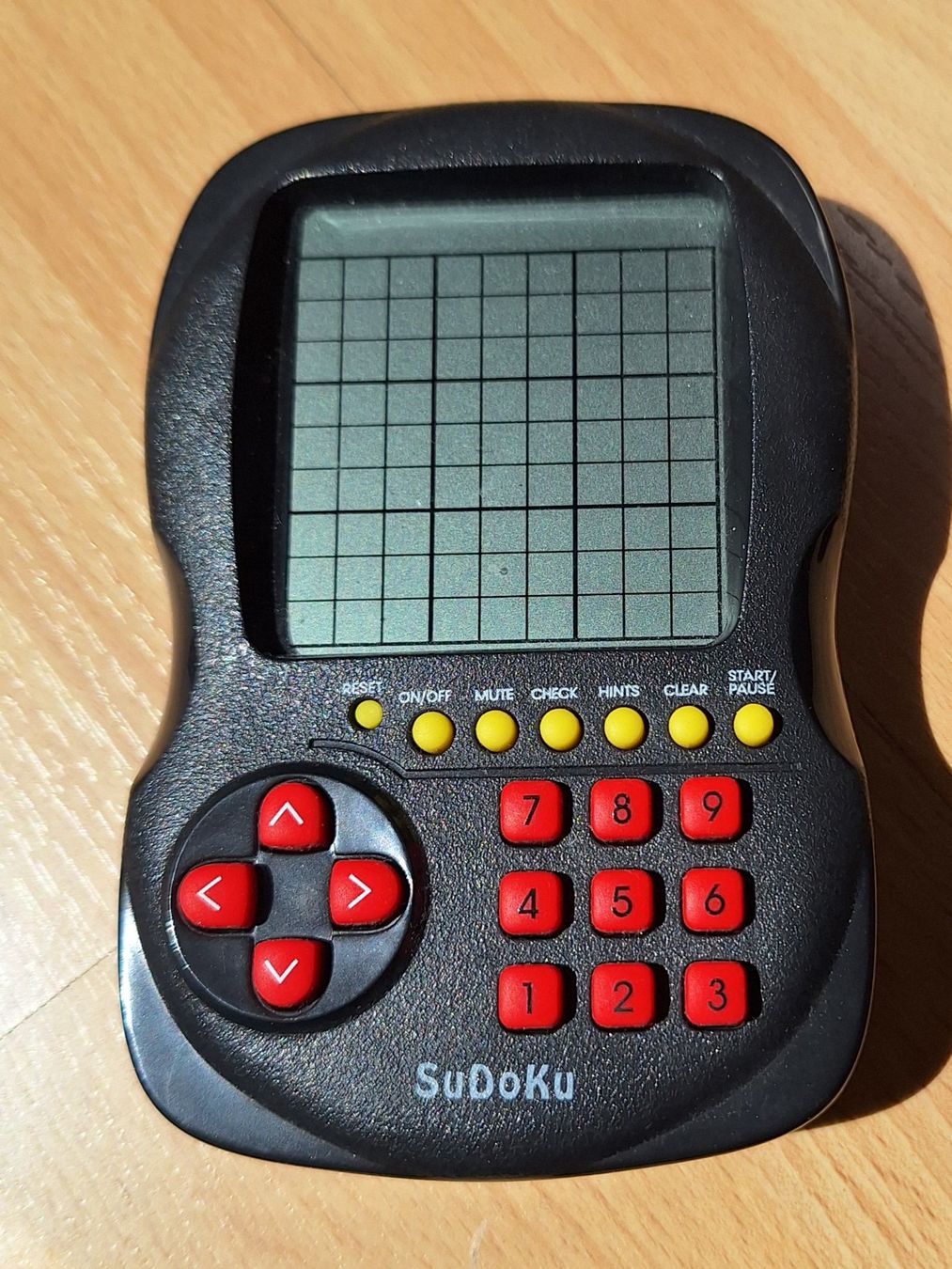 Consoles: Console de jeu Sudoku électronique – D'occasion à Loveresse par Slider2neuf